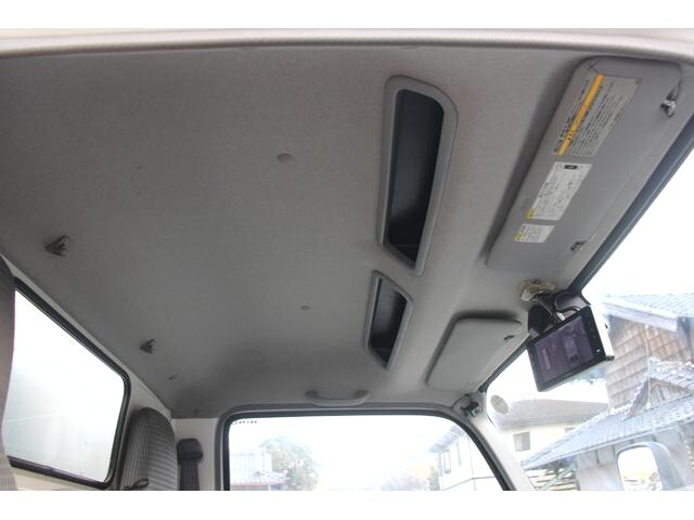 日野デュトロアルミバン小型（2t・3t）[写真38]