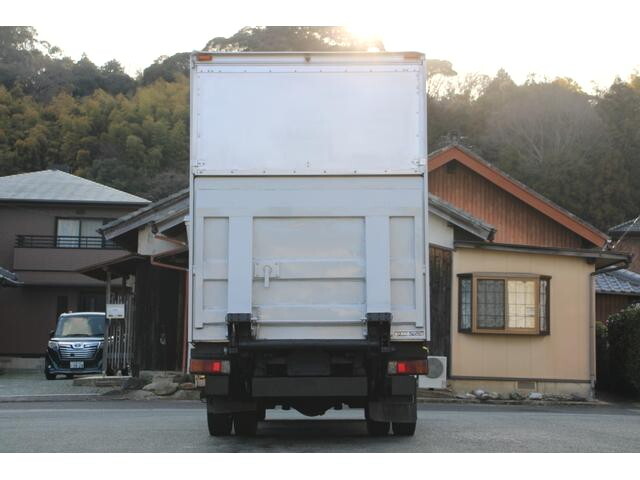 日野デュトロアルミバン小型（2t・3t）[写真06]