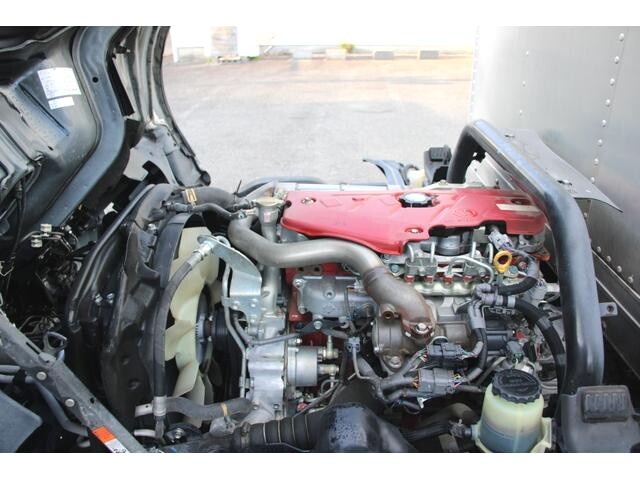 日野デュトロアルミバン小型（2t・3t）[写真09]