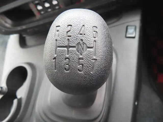 いすゞギガアルミブロック大型（10t）[写真16]