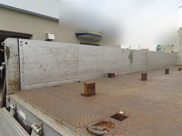 いすゞギガアルミブロック大型（10t）[写真24]