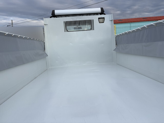 三菱ふそうキャンターダンプ小型（2t・3t）[写真20]