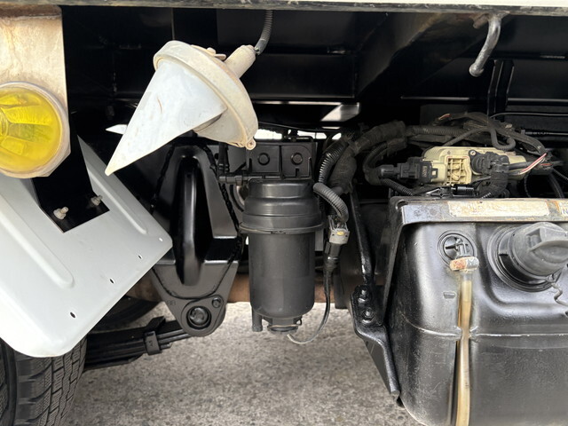 三菱ふそうキャンターダンプ小型（2t・3t）[写真30]