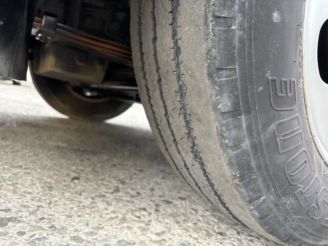 三菱ふそうキャンターダンプ小型（2t・3t）[写真32]