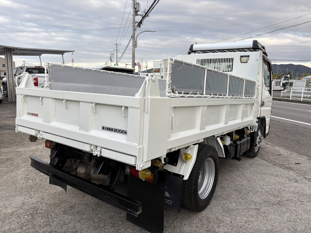 三菱ふそうキャンターダンプ小型（2t・3t）[写真05]