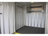 いすゞエルフ冷凍車（冷蔵車）小型（2t・3t）[写真13]