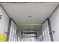 いすゞエルフ冷凍車（冷蔵車）小型（2t・3t）[写真16]