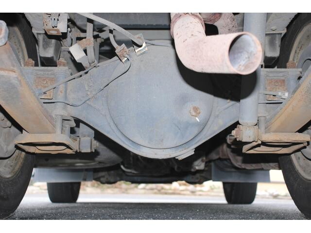 いすゞエルフ冷凍車（冷蔵車）小型（2t・3t）[写真23]