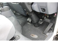 いすゞエルフ冷凍車（冷蔵車）小型（2t・3t）[写真34]