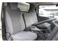 いすゞエルフ冷凍車（冷蔵車）小型（2t・3t）[写真35]