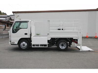 いすゞエルフ平ボディ小型（2t・3t）[写真11]