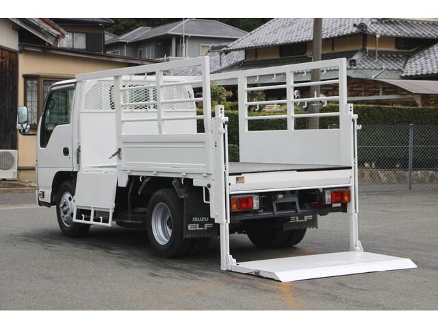 いすゞエルフ平ボディ小型（2t・3t）[写真12]