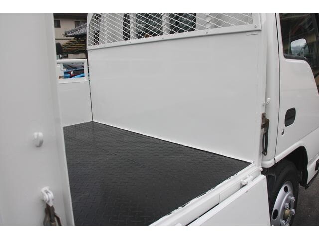 いすゞエルフ平ボディ小型（2t・3t）[写真15]