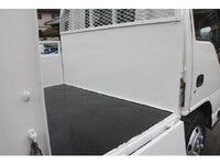 いすゞエルフ平ボディ小型（2t・3t）[写真16]