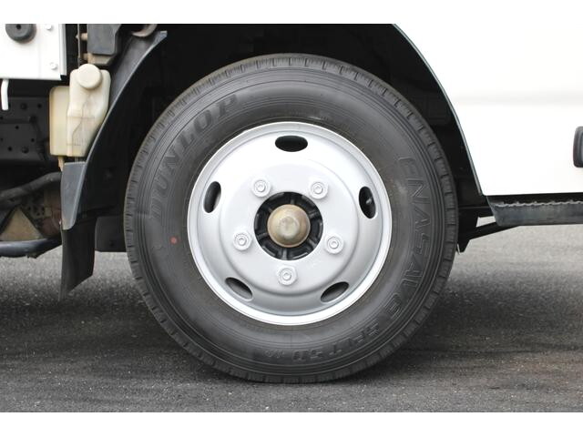 いすゞエルフ平ボディ小型（2t・3t）[写真19]