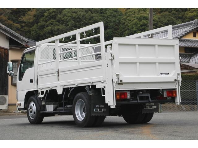 いすゞエルフ平ボディ小型（2t・3t）[写真02]