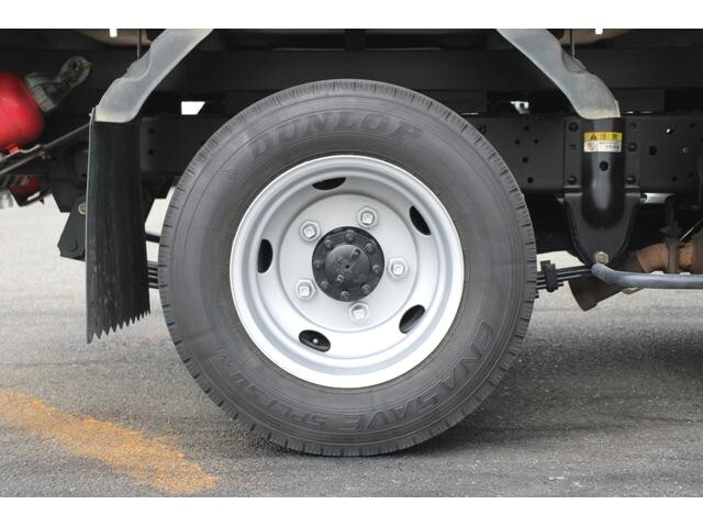 いすゞエルフ平ボディ小型（2t・3t）[写真21]