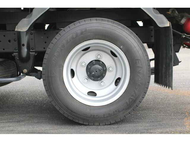 いすゞエルフ平ボディ小型（2t・3t）[写真22]