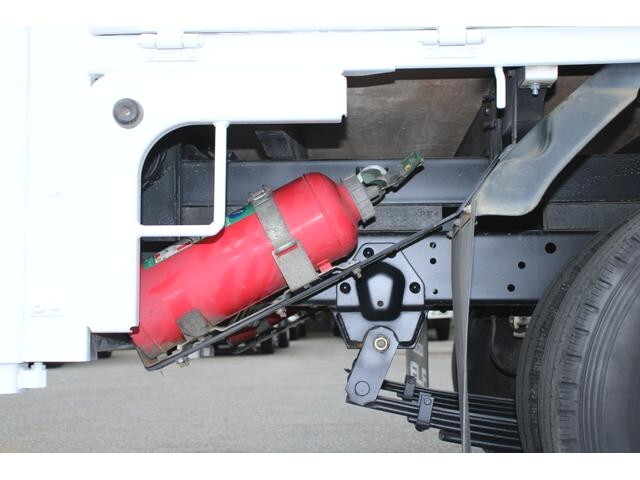 いすゞエルフ平ボディ小型（2t・3t）[写真27]