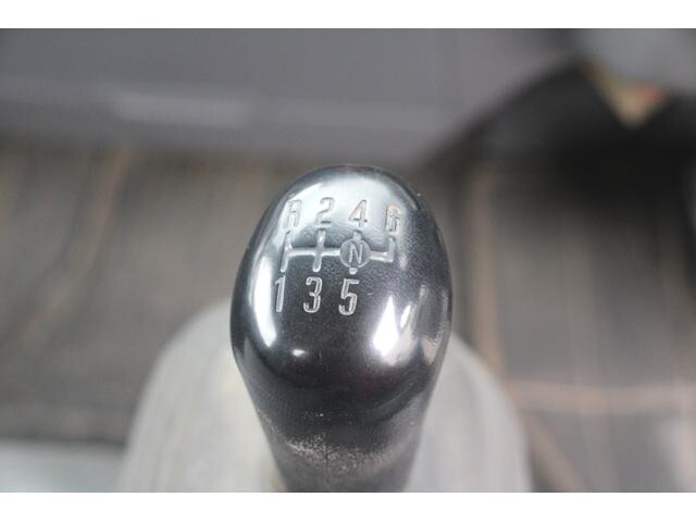 いすゞエルフ平ボディ小型（2t・3t）[写真37]