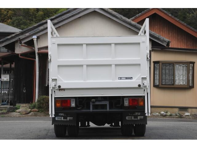 いすゞエルフ平ボディ小型（2t・3t）[写真06]