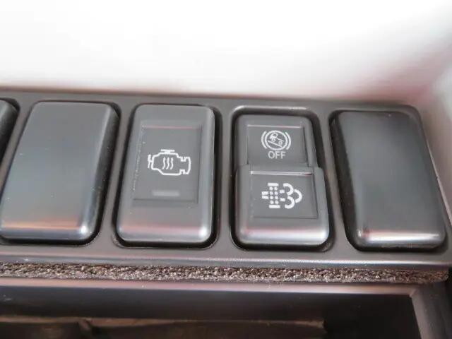 いすゞギガ深ダンプ（土砂禁ダンプ）大型（10t）[写真15]