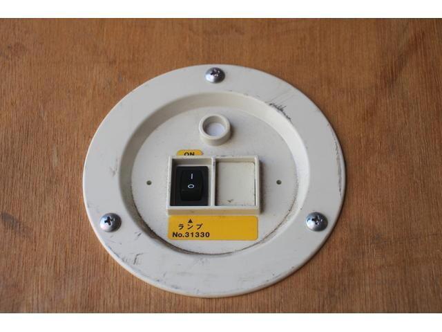 三菱ふそうキャンターアルミバン小型（2t・3t）[写真19]