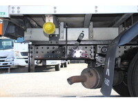 三菱ふそうキャンターアルミバン小型（2t・3t）[写真25]