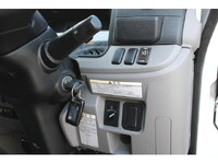 三菱ふそうキャンターアルミバン小型（2t・3t）[写真35]