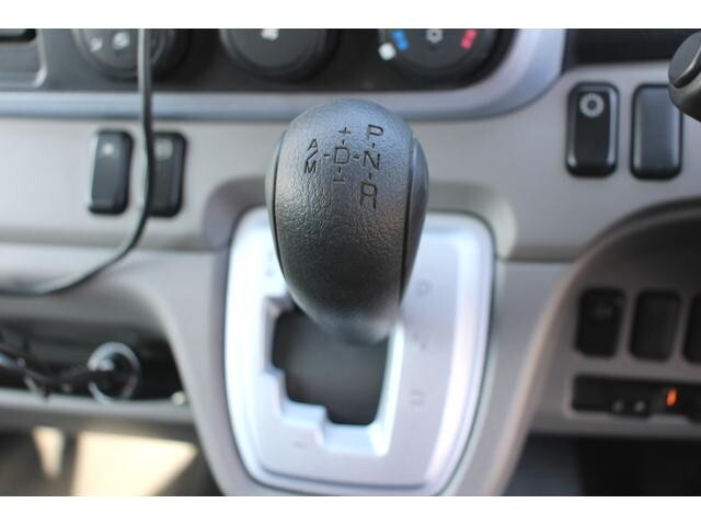 三菱ふそうキャンターアルミバン小型（2t・3t）[写真36]