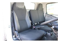 三菱ふそうキャンターアルミバン小型（2t・3t）[写真41]