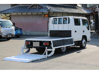 いすゞエルフダブルキャブ（Wキャブ）小型（2t・3t）[写真12]