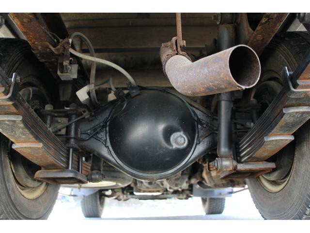 いすゞエルフダブルキャブ（Wキャブ）小型（2t・3t）[写真19]