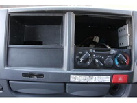 いすゞエルフダブルキャブ（Wキャブ）小型（2t・3t）[写真24]