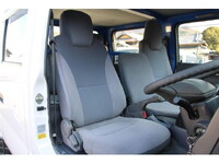 いすゞエルフダブルキャブ（Wキャブ）小型（2t・3t）[写真29]