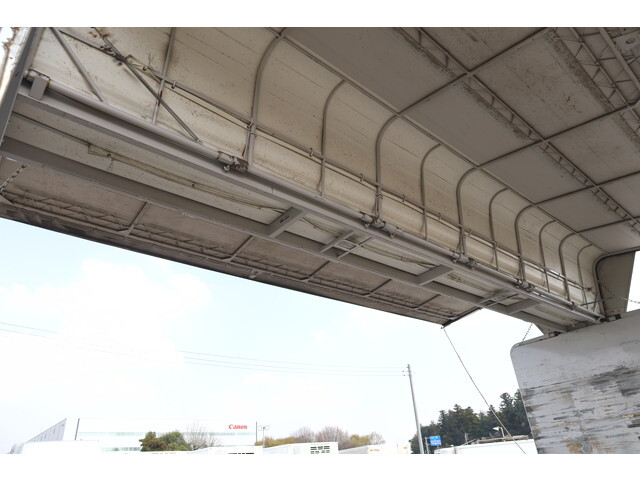 日野レンジャー幌ウイング中型（4t）[写真20]