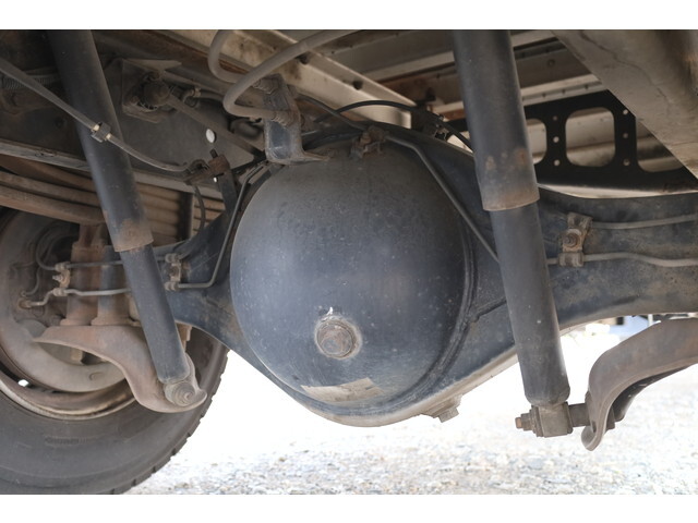 日野レンジャー幌ウイング中型（4t）[写真24]