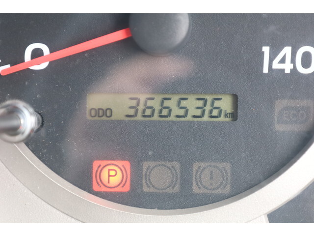 日野レンジャー幌ウイング中型（4t）[写真28]