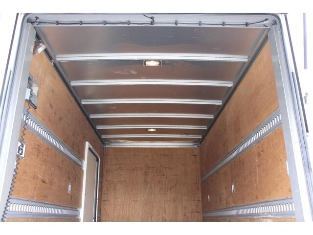 トヨタダイナパネルバン小型（2t・3t）[写真17]