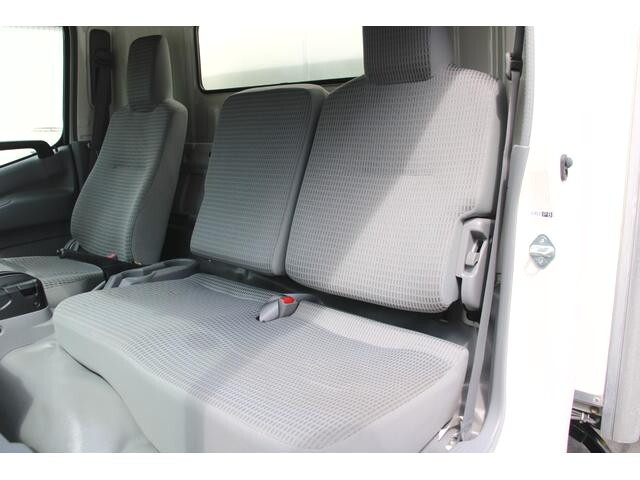 トヨタダイナパネルバン小型（2t・3t）[写真37]