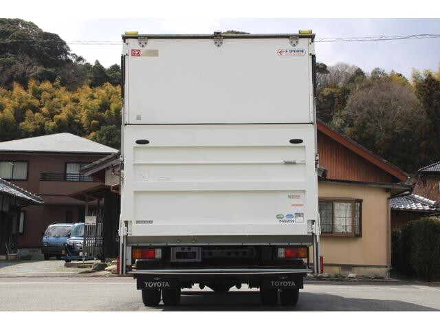 トヨタダイナパネルバン小型（2t・3t）[写真06]