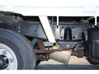 いすゞエルフ平ボディ小型（2t・3t）[写真22]