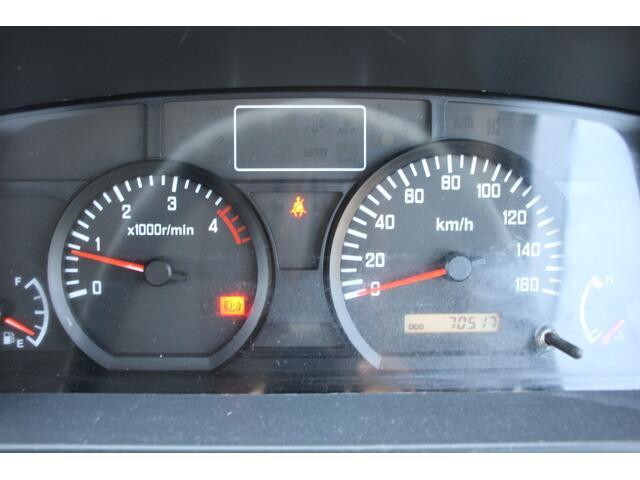 いすゞエルフ平ボディ小型（2t・3t）[写真26]