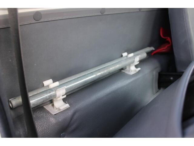 いすゞエルフ平ボディ小型（2t・3t）[写真34]