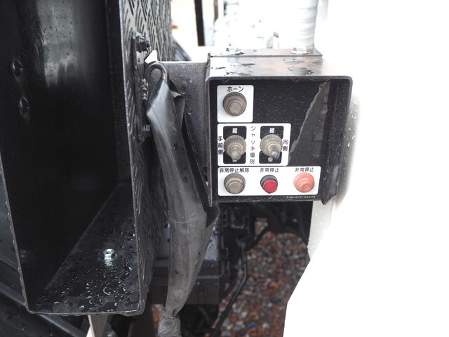 いすゞフォワードセルフローダー大型（10t）[写真31]