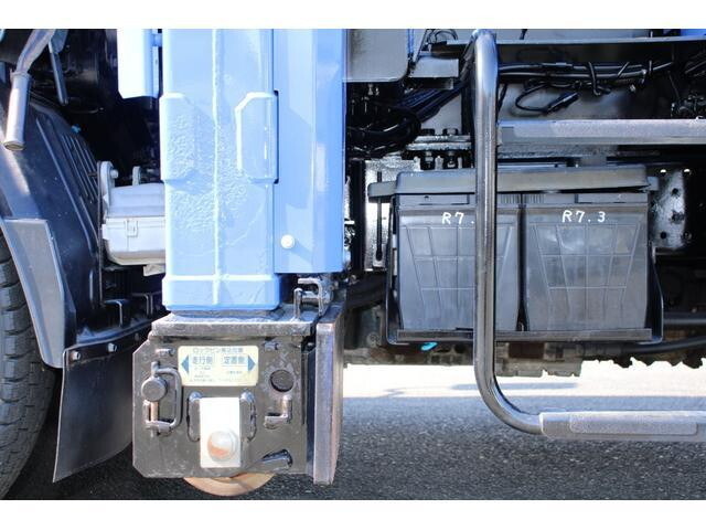 いすゞエルフ高所作業車小型（2t・3t）[写真26]