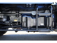 いすゞエルフ高所作業車小型（2t・3t）[写真28]