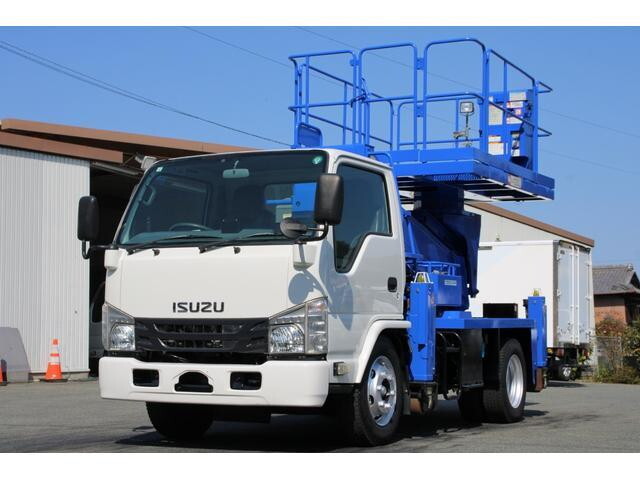 いすゞエルフ高所作業車小型（2t・3t）[写真03]