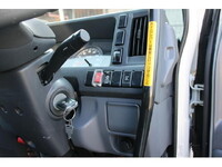 いすゞエルフ高所作業車小型（2t・3t）[写真32]