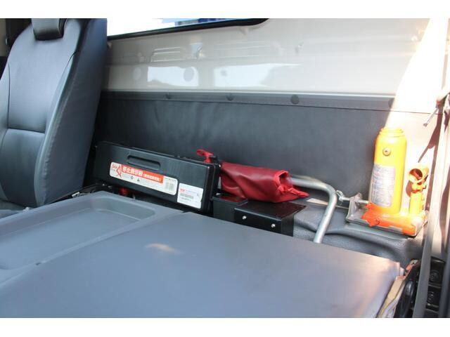 いすゞエルフ高所作業車小型（2t・3t）[写真39]